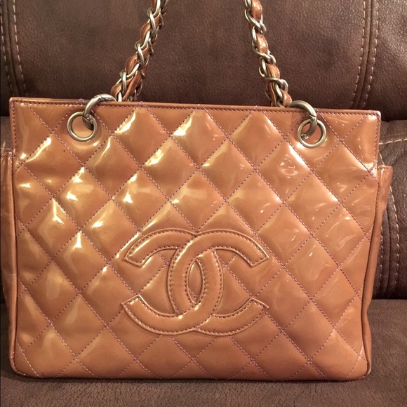 CHANEL Handbags - 🌹💯authentic CHANEL timeless petite shopping tote